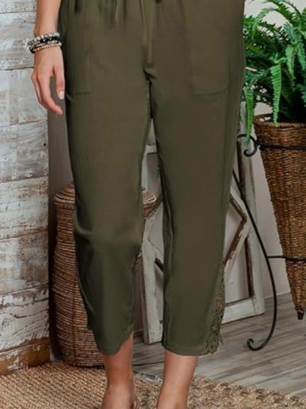 Acelitt Kahki Drawstring Pants Women’s L/ Lightweight Elastic Waist Cropped Lace